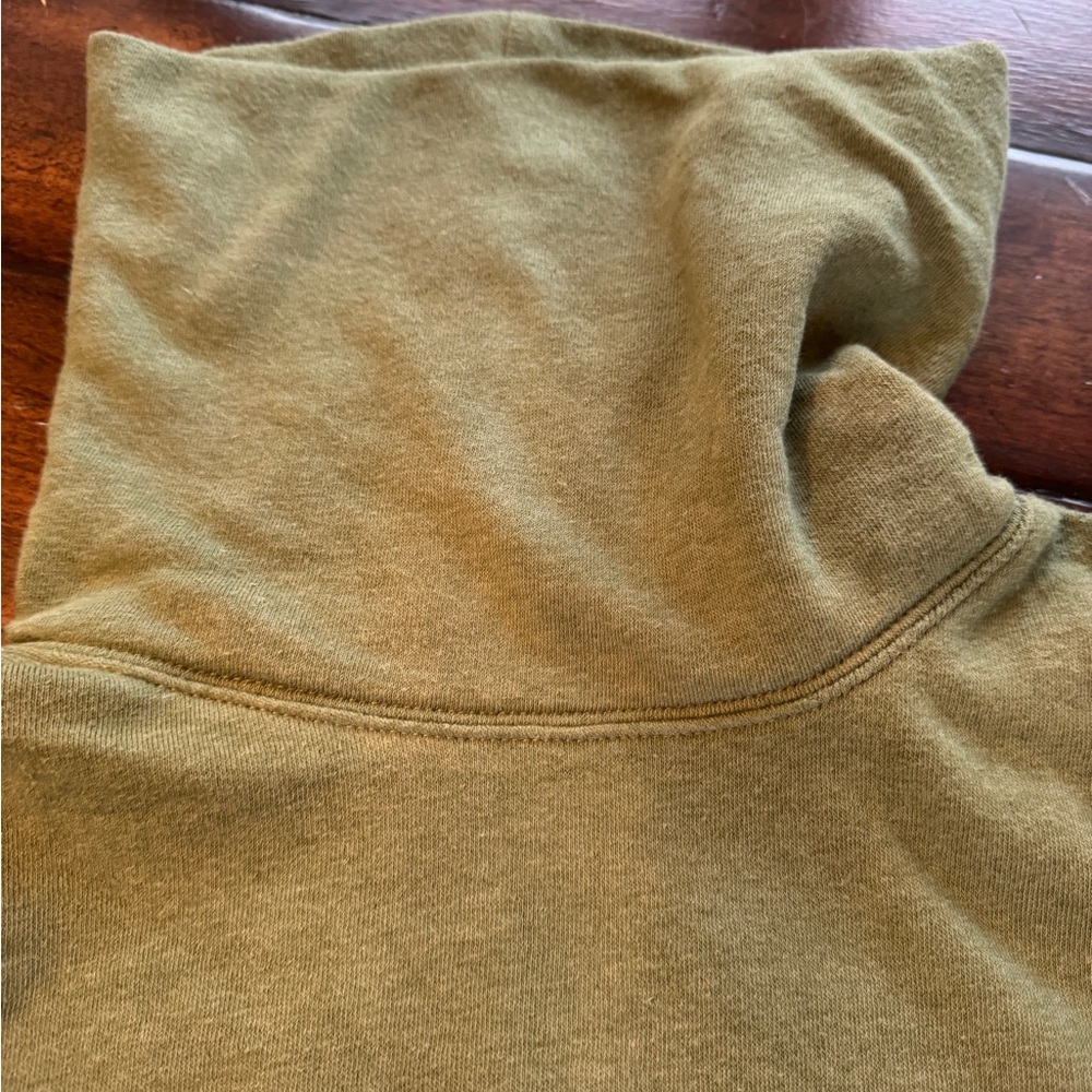 J Crew Green Turtleneck Sweatshirt/Sweater- Size XS - Picture 6 of 10